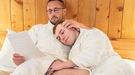 Hung muscle DILF breeding a boy's little hole