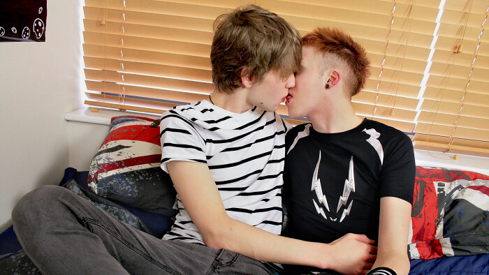 It's amazing how stretchy a tight little emo twink ass can be!