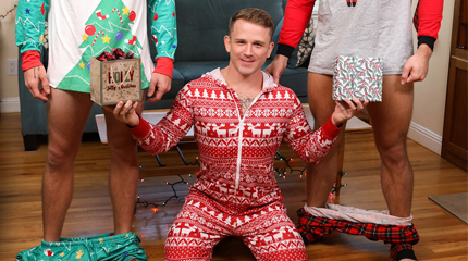 SeXXXmas Present He'll Never Forget