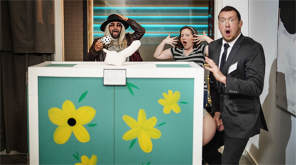 At the art gallery with his girlfriend